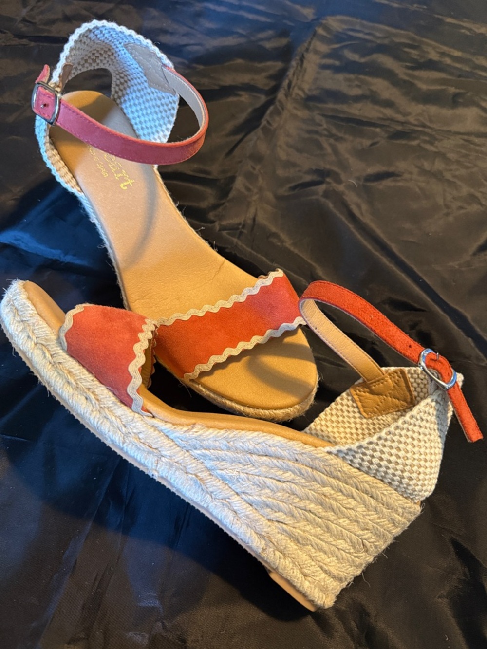 Paseart size 40 cinnamon suede open toe espadrille 3” wedge heel, EUC, Spain US9
